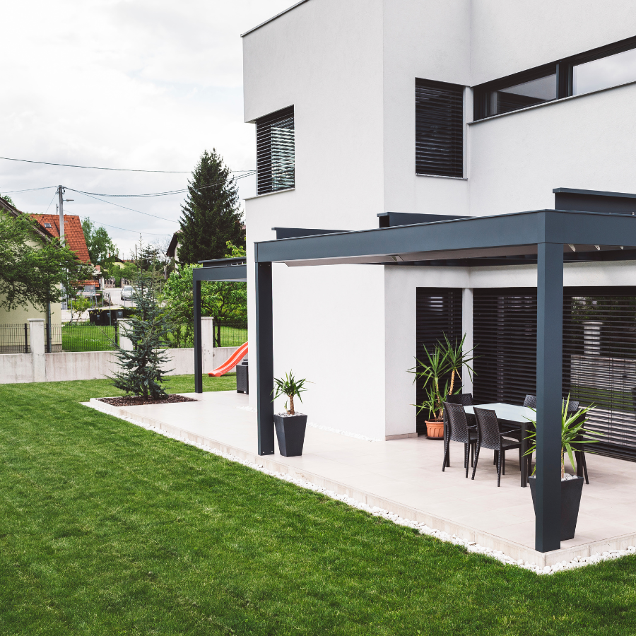 Agence M Com Marseille STB Roque Var Cavalaire Macon Renovation Terrassement Piscine Exterieur