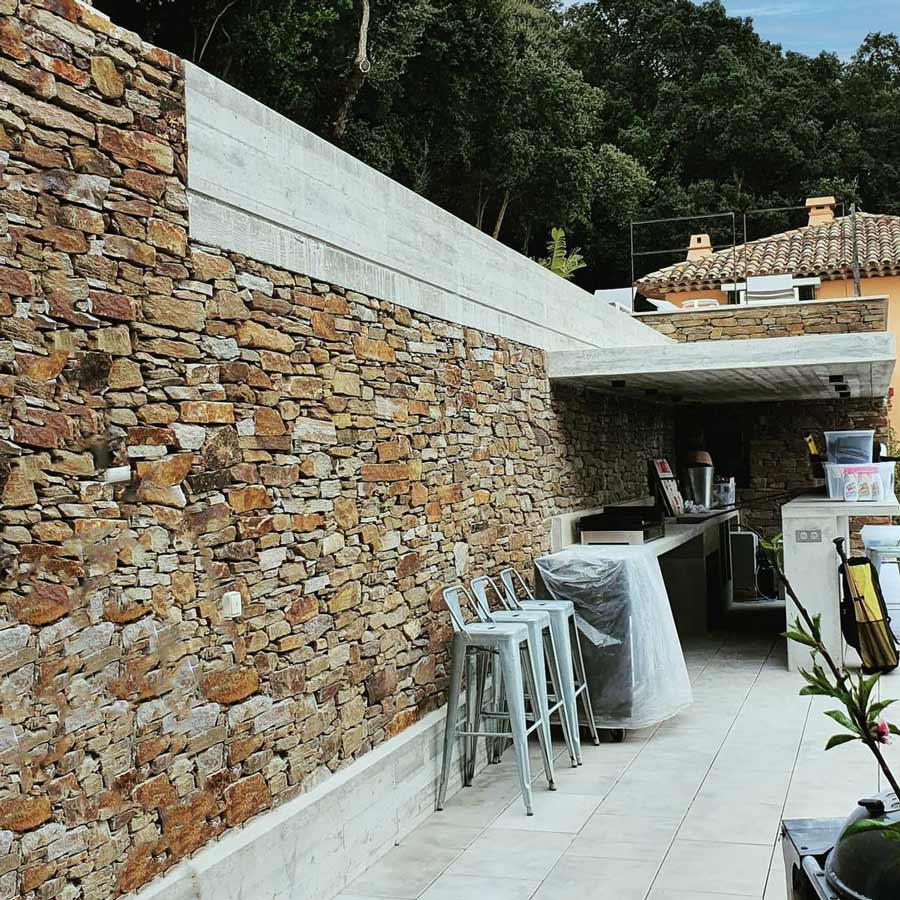 Agence M Com Marseille STB Roque Var Cavalaire Macon Renovation Terrassement Piscine Mur Parement Pierre