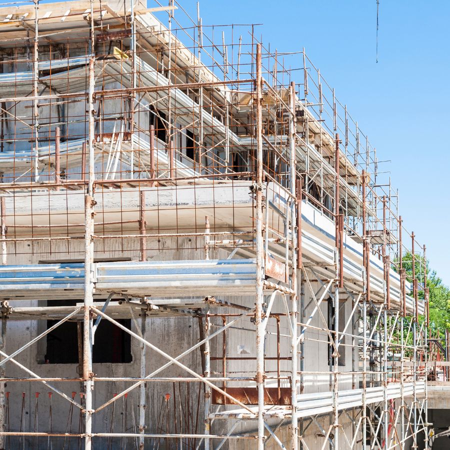 Agence M Com Construction à Bormes les Mimosas – STB Roque