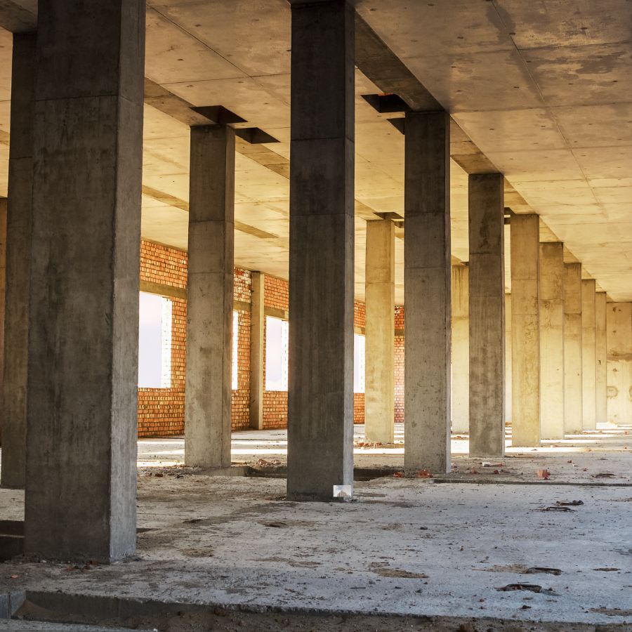 Agence M Com Construction à Cogolin – STB Roque