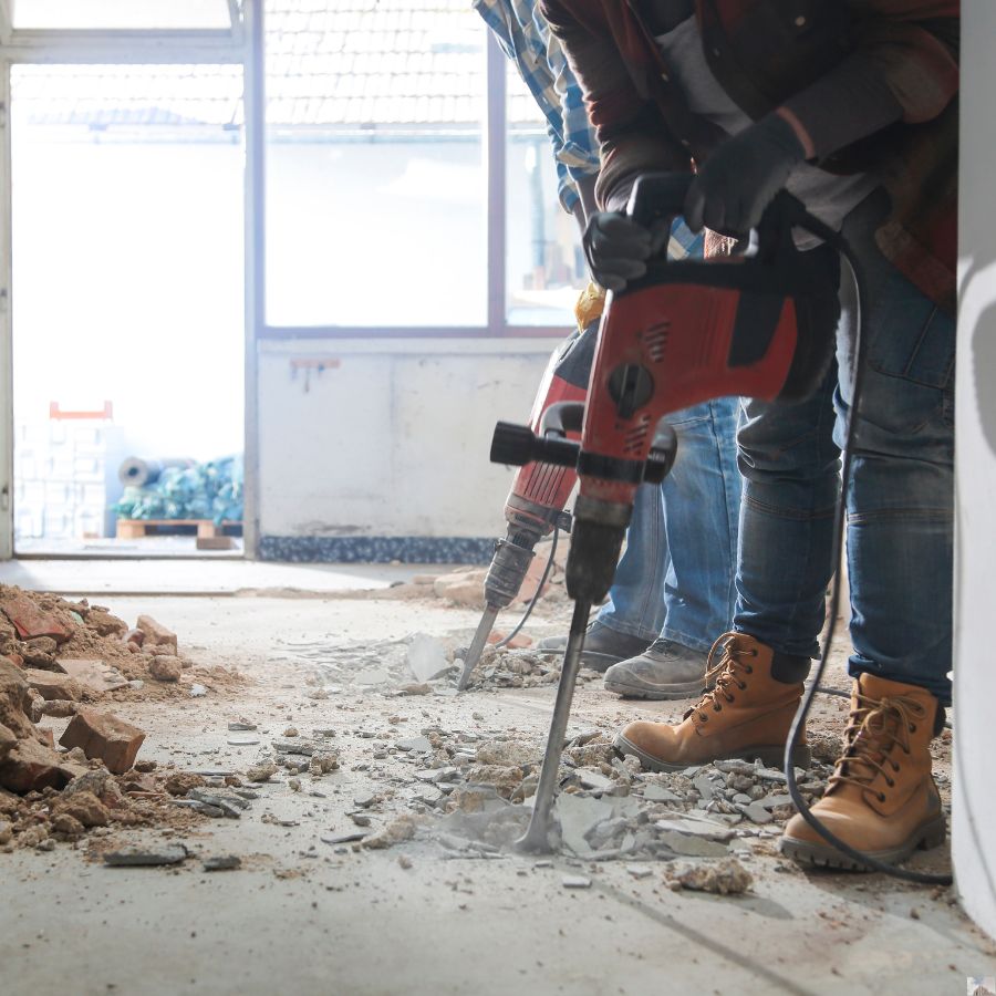 Agence M Com Rénovation à Grimaud – STB Roque