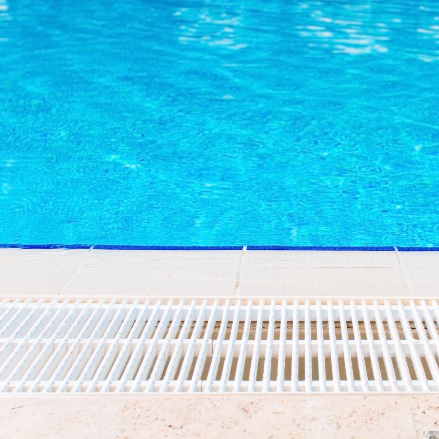 Agence M Com piscine saint tropez – STB Roque